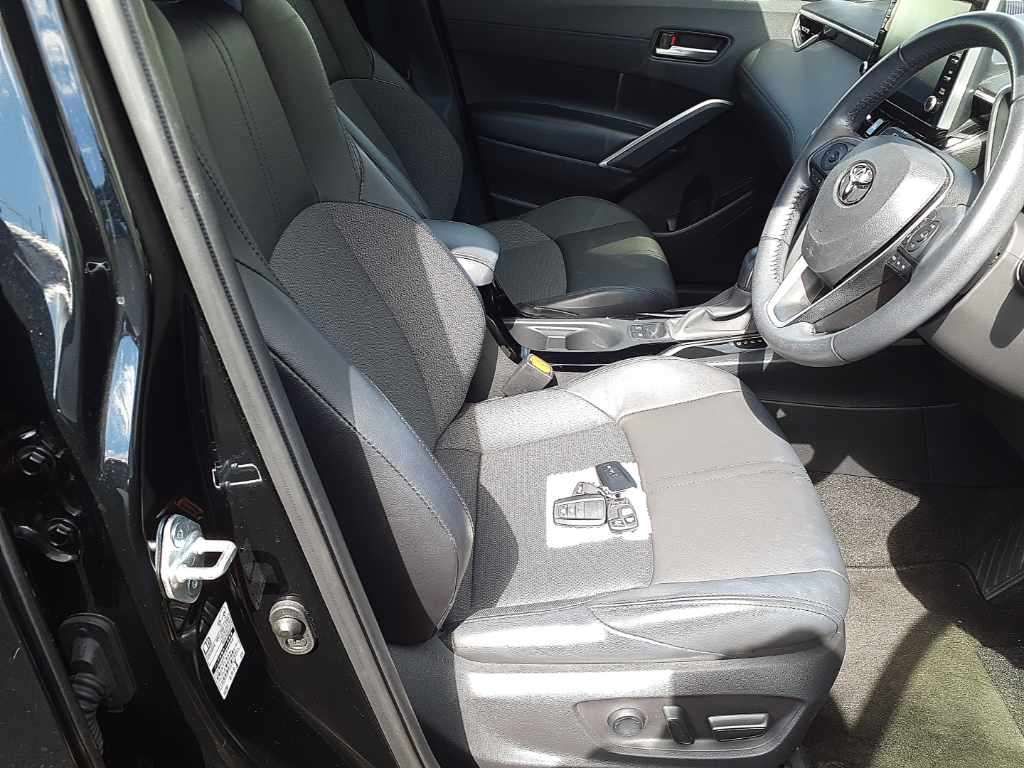 2021 Toyota Corolla Cross Hybrid Z auction photo 10