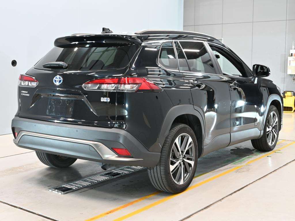 2021 Toyota Corolla Cross Hybrid Z auction photo 2