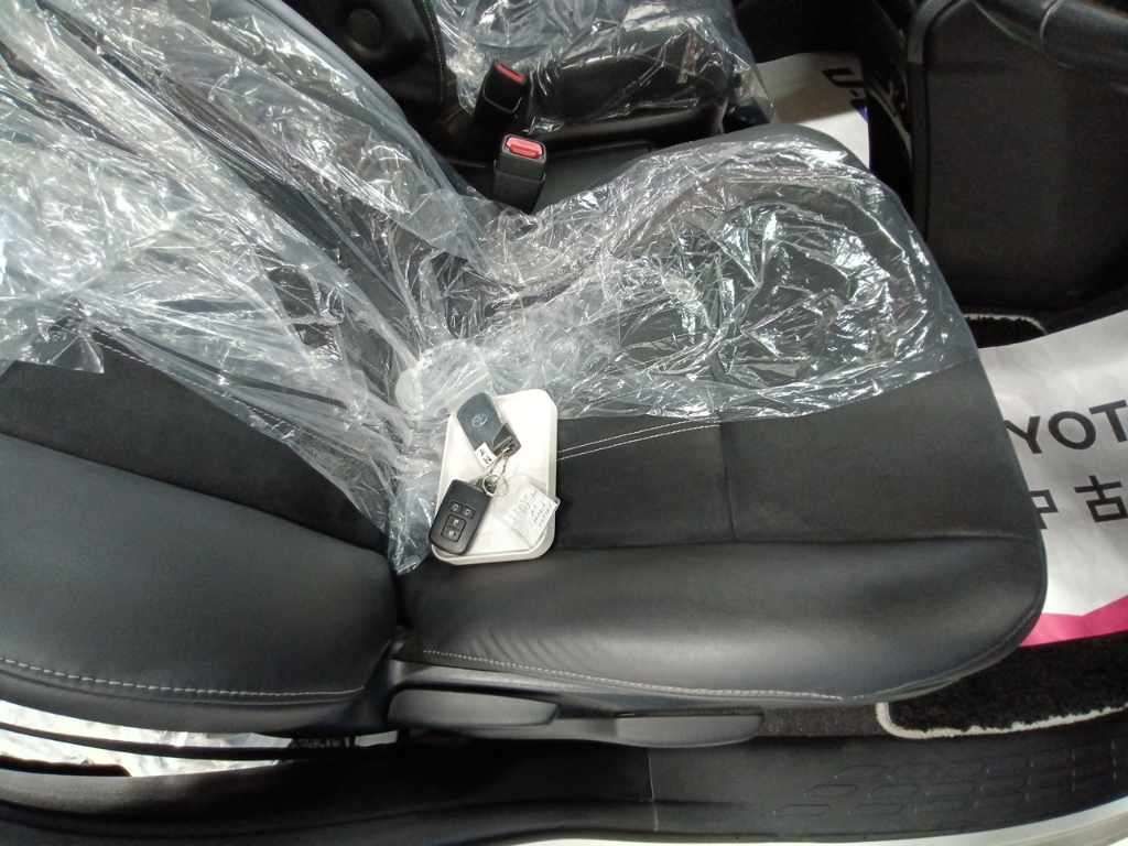 2021 Toyota Esquire HVGiプレミアPブラックテーラド auction photo 10