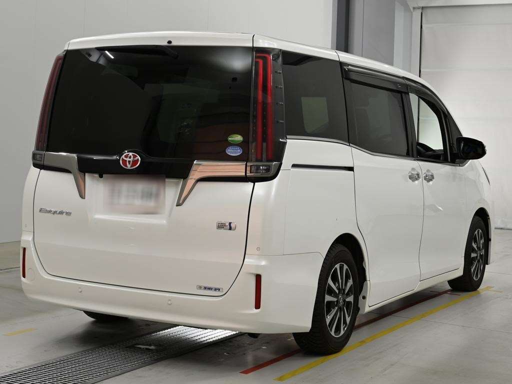 2021 Toyota Esquire HVGiプレミアPブラックテーラド auction photo 2