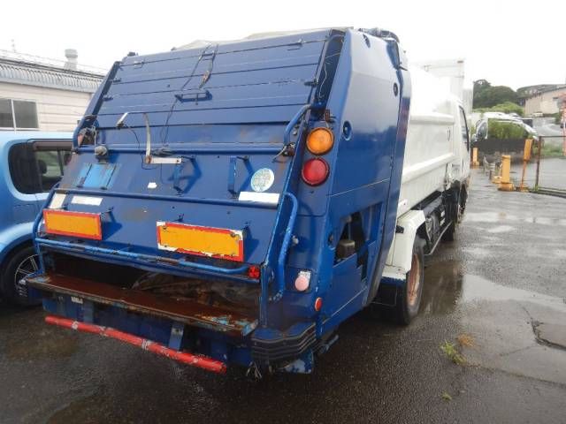 1999 Mitsubishi Fuso Canter 塵芥車 auction photo 5