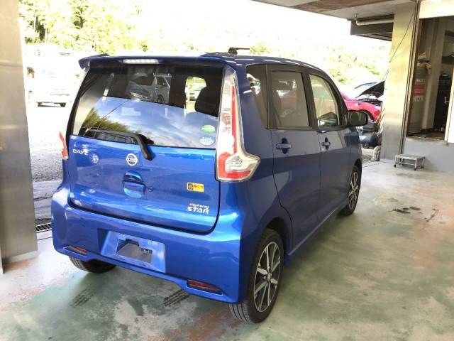 2017 Nissan Dayz ハイウェイスター Gターボ auction photo 4