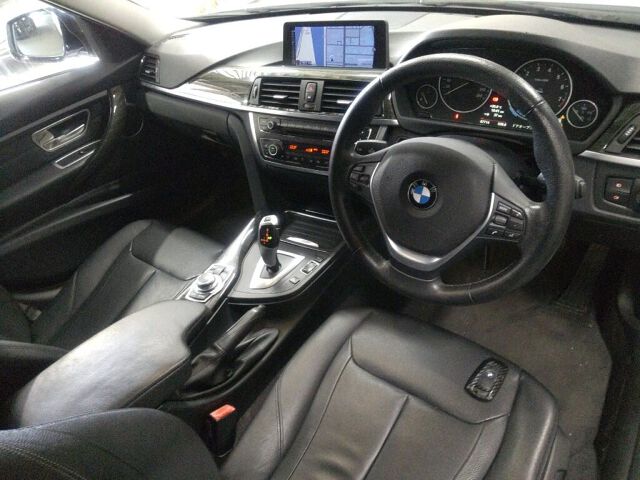 2012 BMW 3 Series アクティブHV3ラグシ auction photo 3