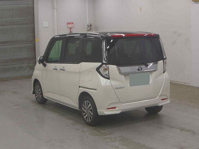 2026 Toyota Roomy Custom G auction photo 2