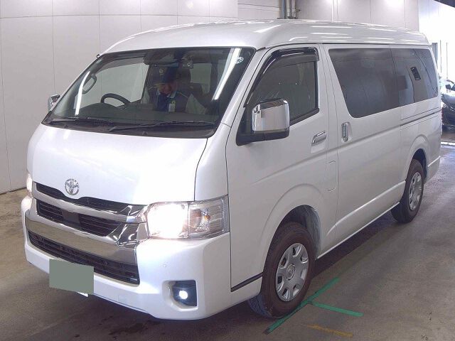 2026 Toyota Hiace GL 4WD auction photo 4