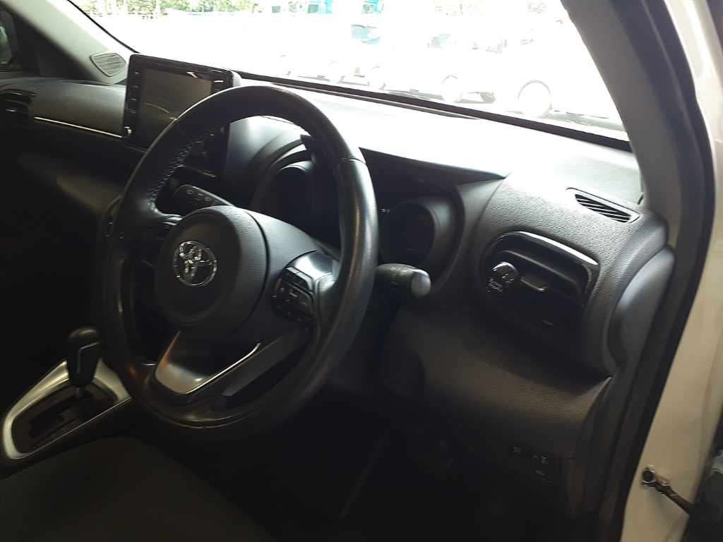 2022 Toyota Yaris Cross G auction photo 9