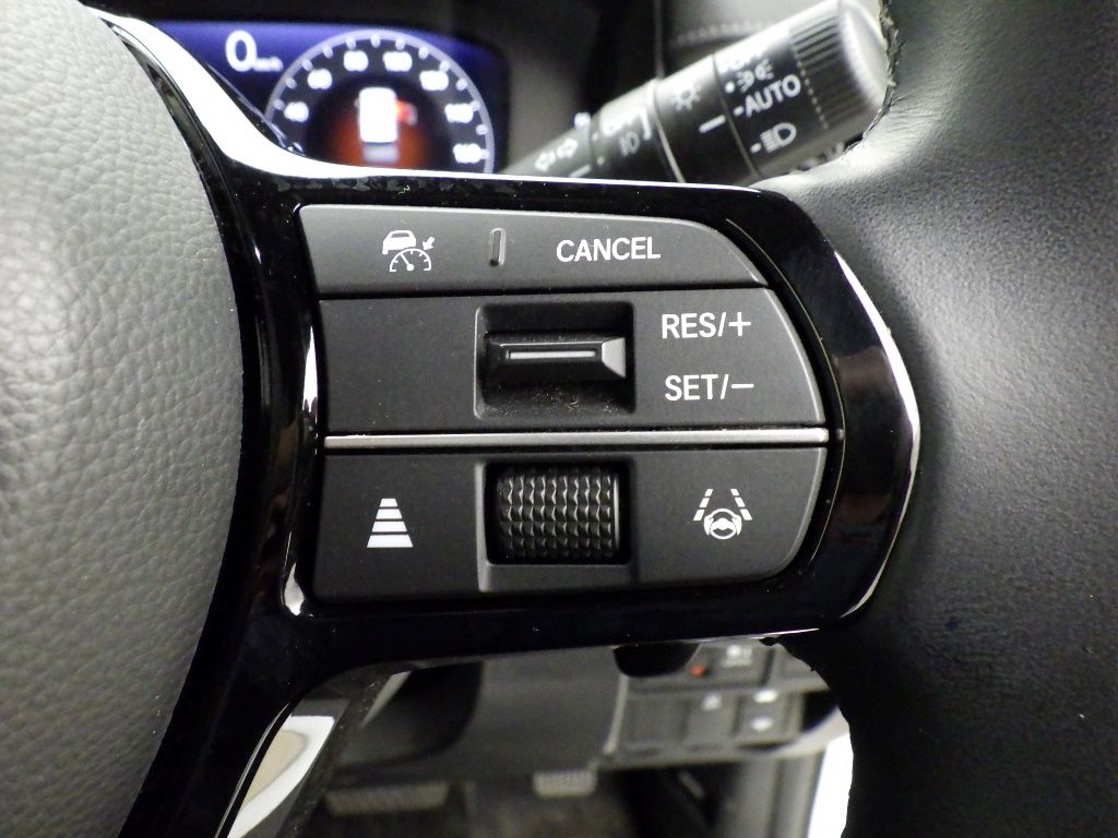 2023 Honda Stepwgn 4WD 8人 auction photo 9