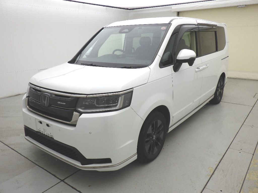 2023 Honda Stepwgn 4WD 8人 auction photo 4