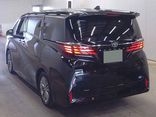 2024 Toyota Alphard Z auction photo 2