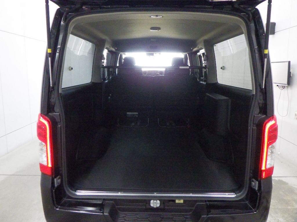 2024 Nissan Caravan 4WD グランドプレミアムGX 1トン 5人 auction photo 10