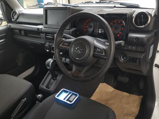 2022 Suzuki Jimny XC 4WD auction photo 3