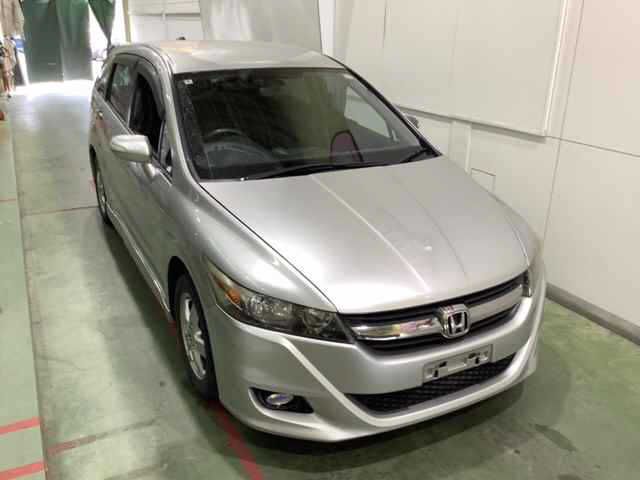 2010 Honda ストリーム ZS Japan auction vehicle