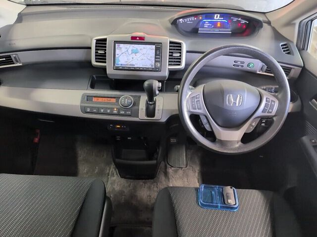 2012 Honda Freed Just Selection auction photo 3