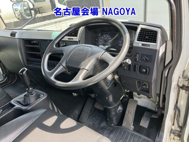 2019 Mitsubishi Fuso Fighter Hira auction photo 4