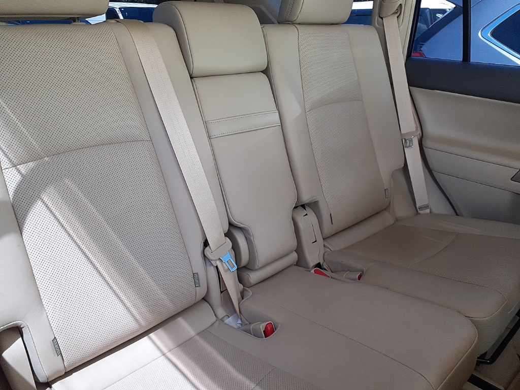 2022 Toyota Land Cruiser Prado TXL Package Matte Bra 4WD auction photo 11