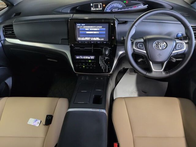 2016 Toyota Estima Aeras Smart 4WD auction photo 3