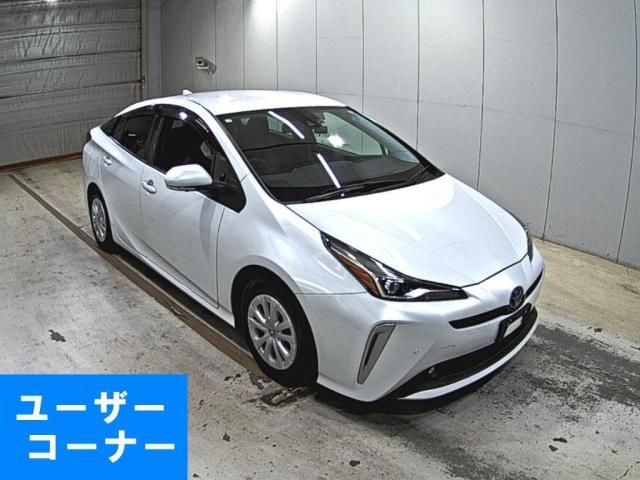 Japan Auction Vehicles 5 2021 Toyota Prius SセーフティプラスII auction photo