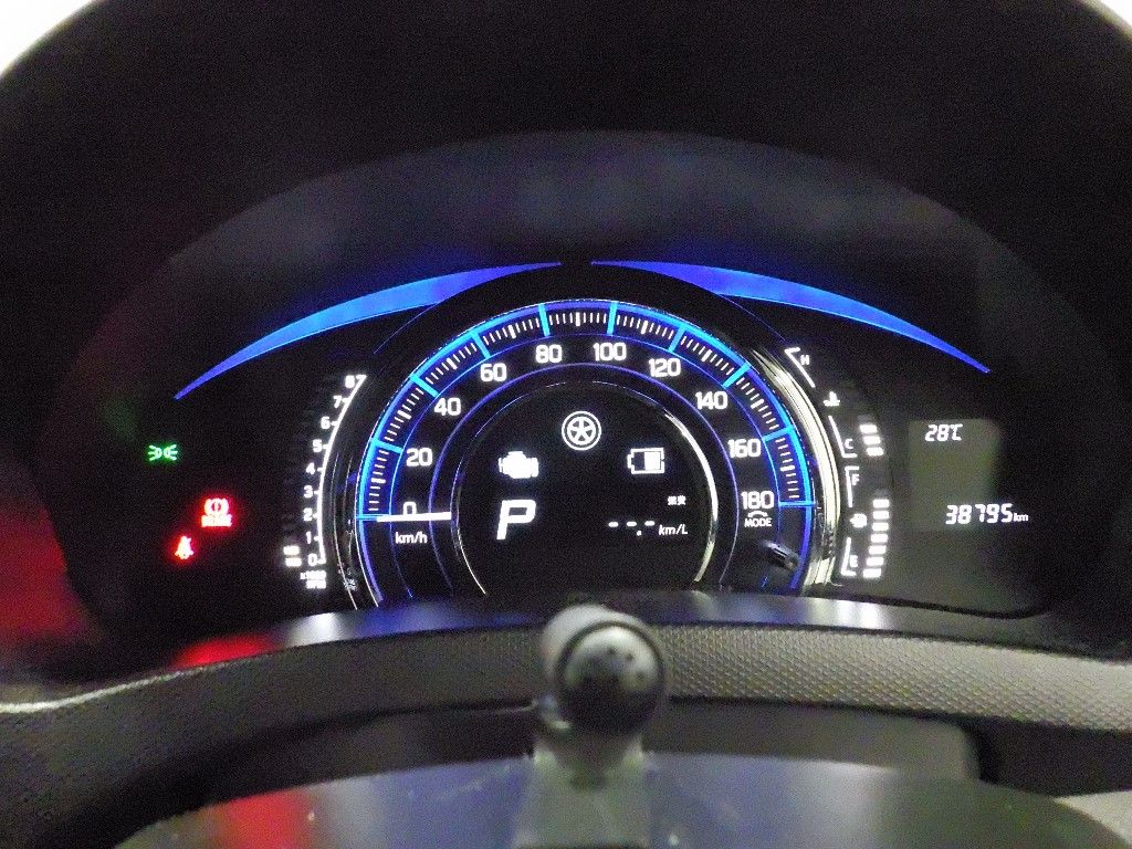 2015 Suzuki Swift XG-DJE auction photo 9