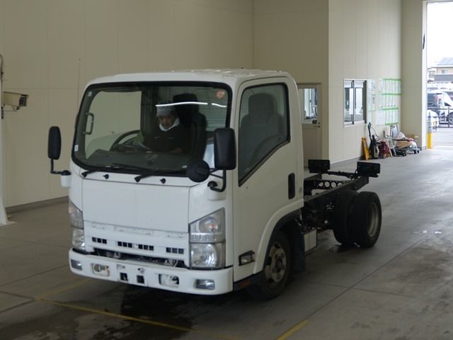 2008 Isuzu Elf chassis Japan auction vehicle