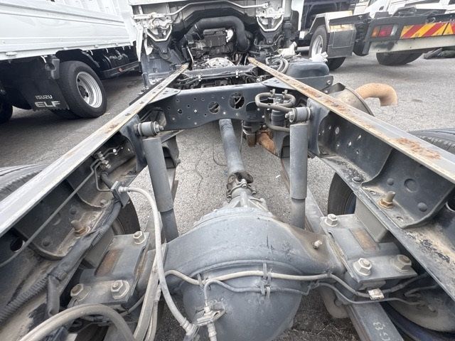 2008 Isuzu Elf chassis auction photo 15