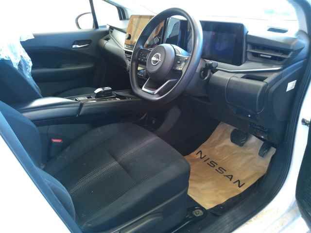 2021 Nissan Note X エマブレ auction photo 3