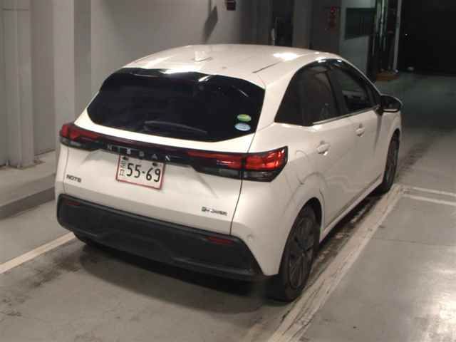 2021 Nissan Note X エマブレ auction photo 5