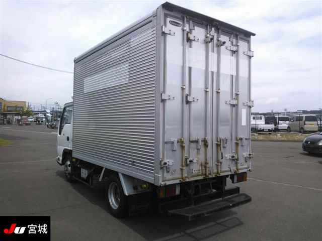 2015 Isuzu Elf Aluminum van, 1.5t auction photo 2