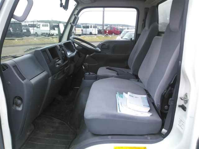 2015 Isuzu Elf Aluminum van, 1.5t auction photo 3