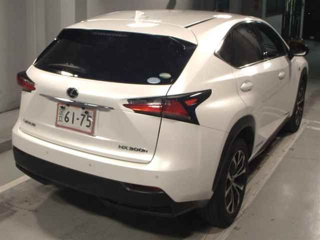 2015 Lexus NX300h F Sport auction photo 5