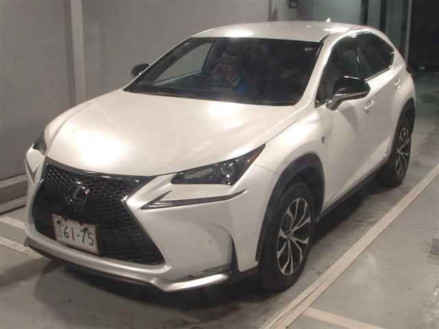 2015 Lexus NX300h F Sport auction photo 4