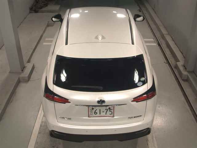 2015 Lexus NX300h F Sport auction photo 7