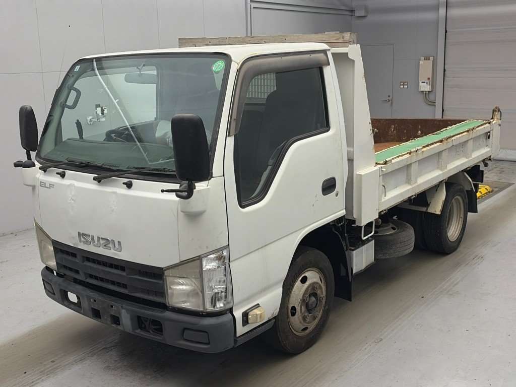 Japan Auction Vehicles 4 2010 Isuzu Elf ダンプ auction photo