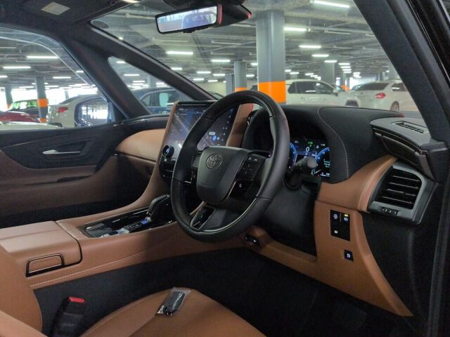 2026 Toyota Vellfire Z Premier auction photo 3