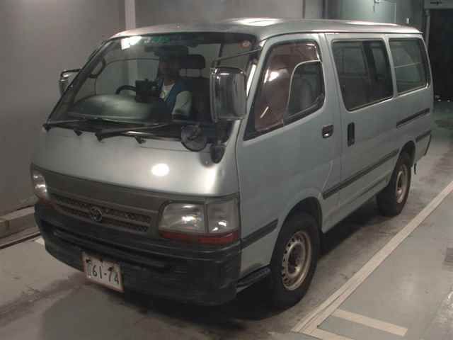 2002 Toyota Hiace DX GL Package auction photo 4