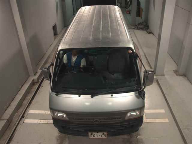 2002 Toyota Hiace DX GL Package auction photo 6
