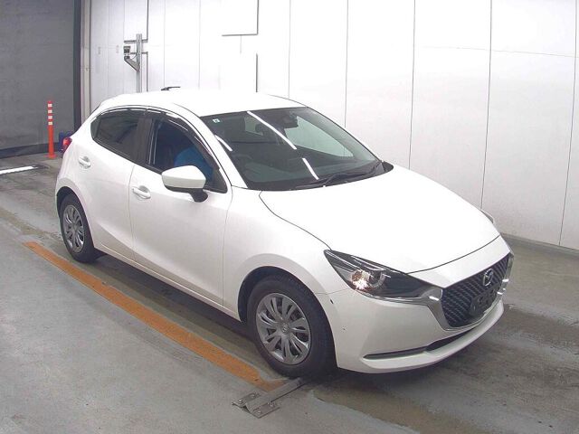 2021 Mazda 2 15S Japan auction vehicle
