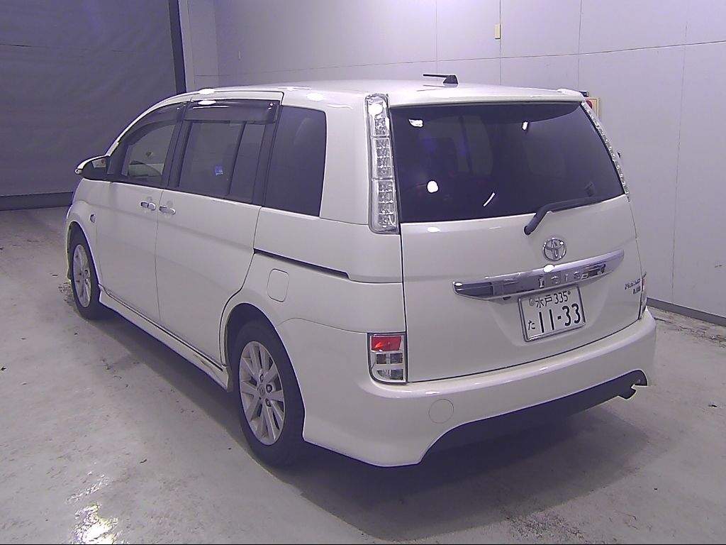 2016 Toyota Isis Platana V Selection Blanc auction photo 5