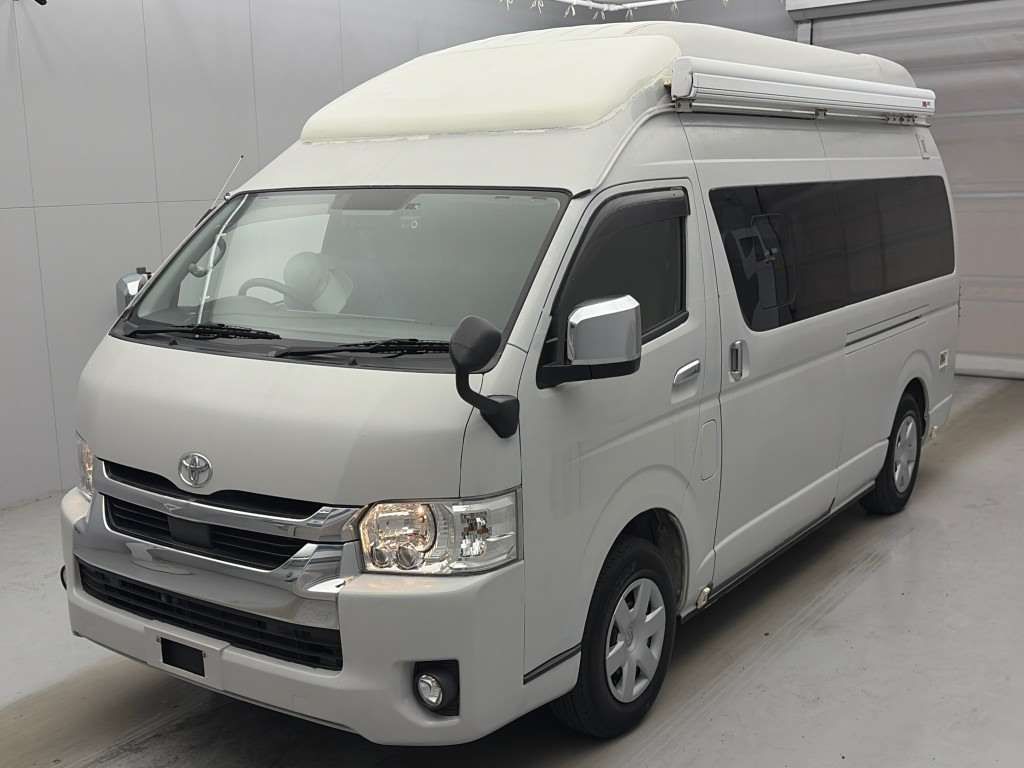 Japan Auction Vehicles 4 2021 Toyota Hiace 4WD auction photo