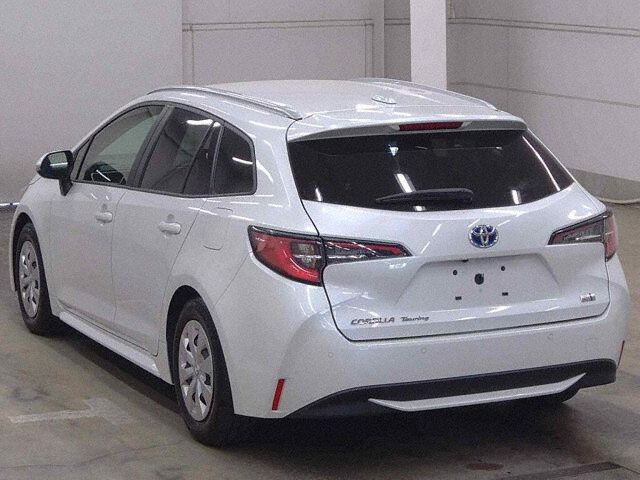 2023 Toyota Corolla Touring ハイブリッドG 4WD auction photo 2