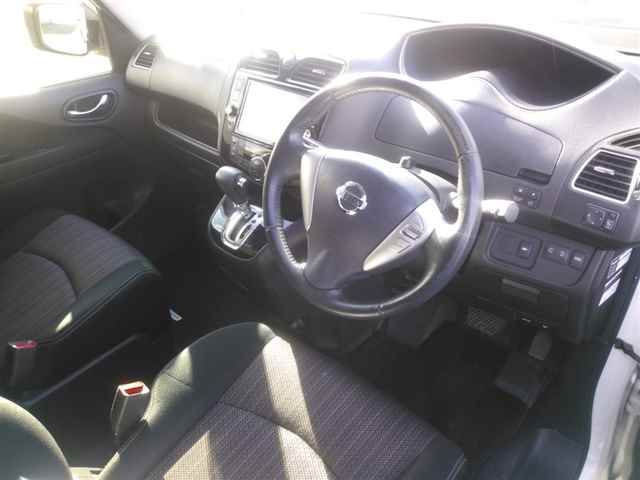 2015 Nissan Serena ハイウェイスターVセレクション+ auction photo 3