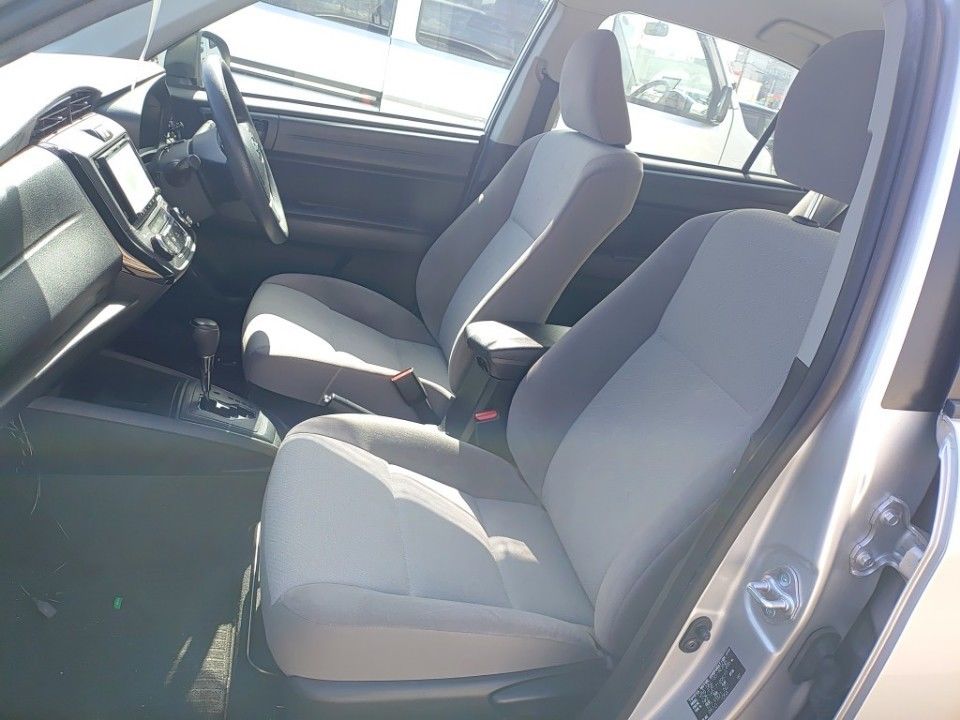 2017 Toyota カローラ アクシオ auction photo 16