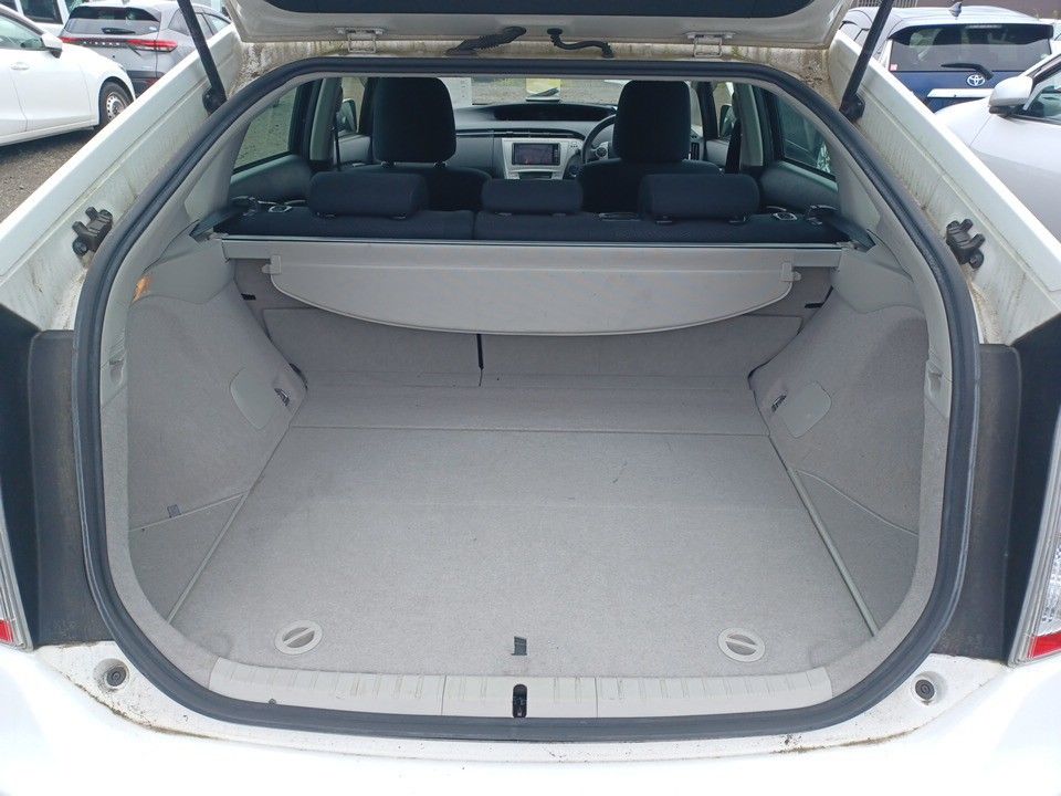 2014 Toyota Prius auction photo 8
