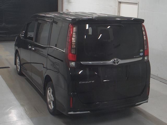2015 Toyota Esquire Gi auction photo 2