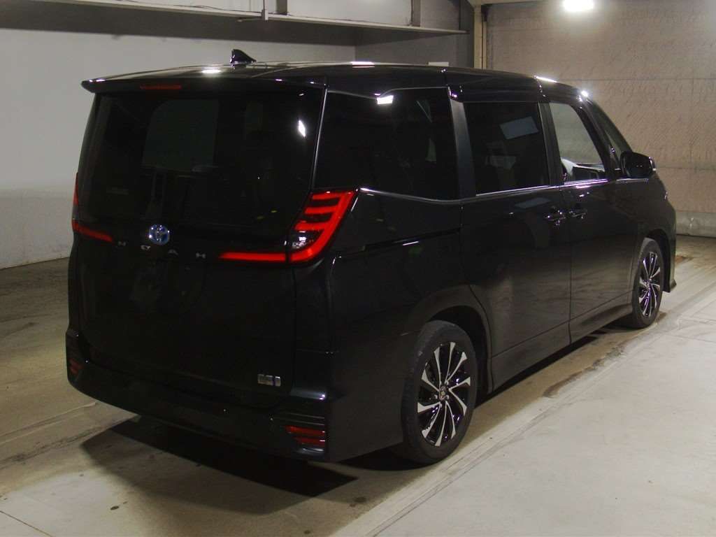 2023 Toyota Noah ハイブリッドS-Z auction photo 2