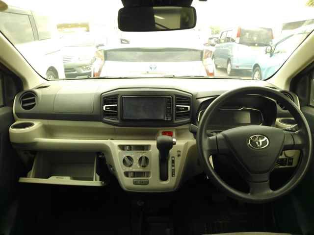 2017 Toyota Pixis Epoch X SA III auction photo 8