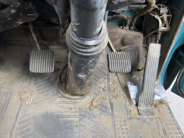 1991 Toyota Dyna dump auction photo 4