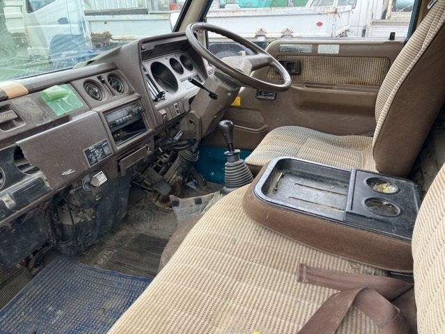 1991 Toyota Dyna dump auction photo 5