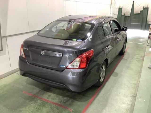 2015 Nissan ラティオ X auction photo 2