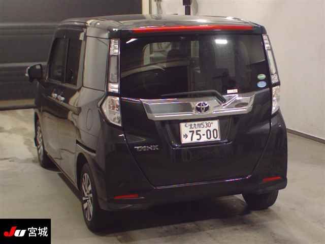 2017 Toyota Tank カスタムG auction photo 2