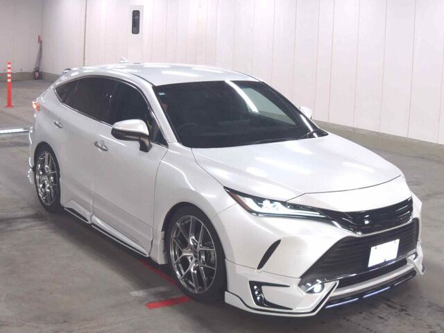 2023 Toyota Harrier G 4WD Japan auction vehicle